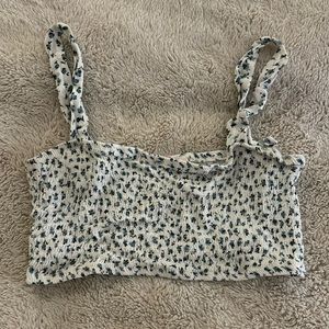 Dainty floral white and blue cropped tank